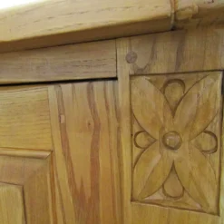 Aparador madera egurra bost