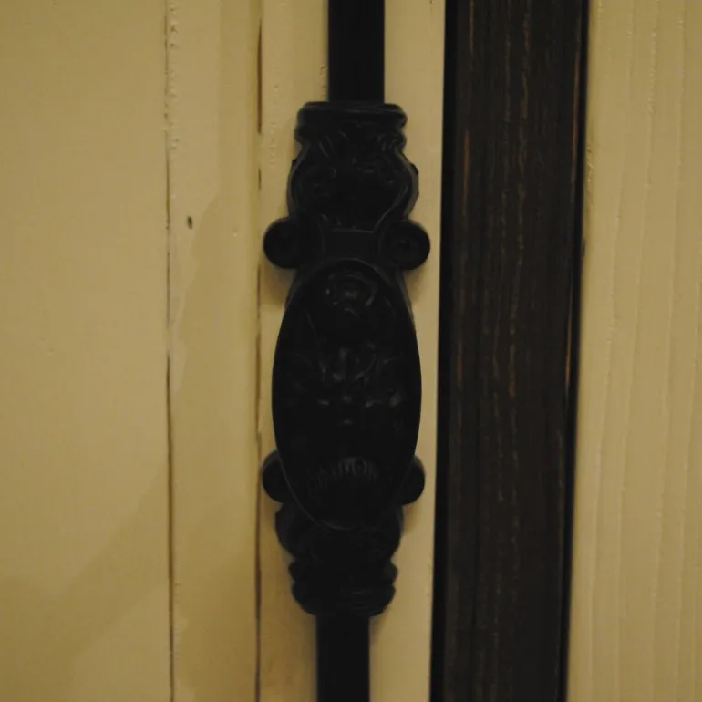 Aparador Vintage 2 Elms