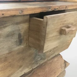 Consola Pequeña Unique