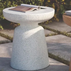 Mesa auxiliar de terraza Rock