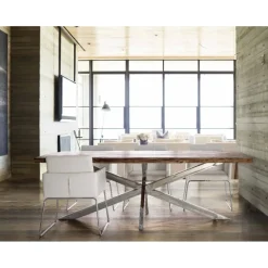 Mesa de comedor maciza