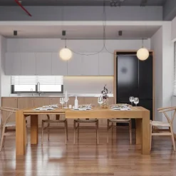 Mesa extensible de roble Izas