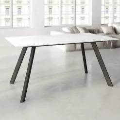 Mesa Nora negra porcelánico