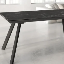 Mesa Nora negra porcelánico extensible