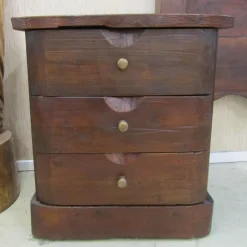 Mesita de noche rustica