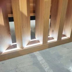 Separador ambientes giratorio con LED